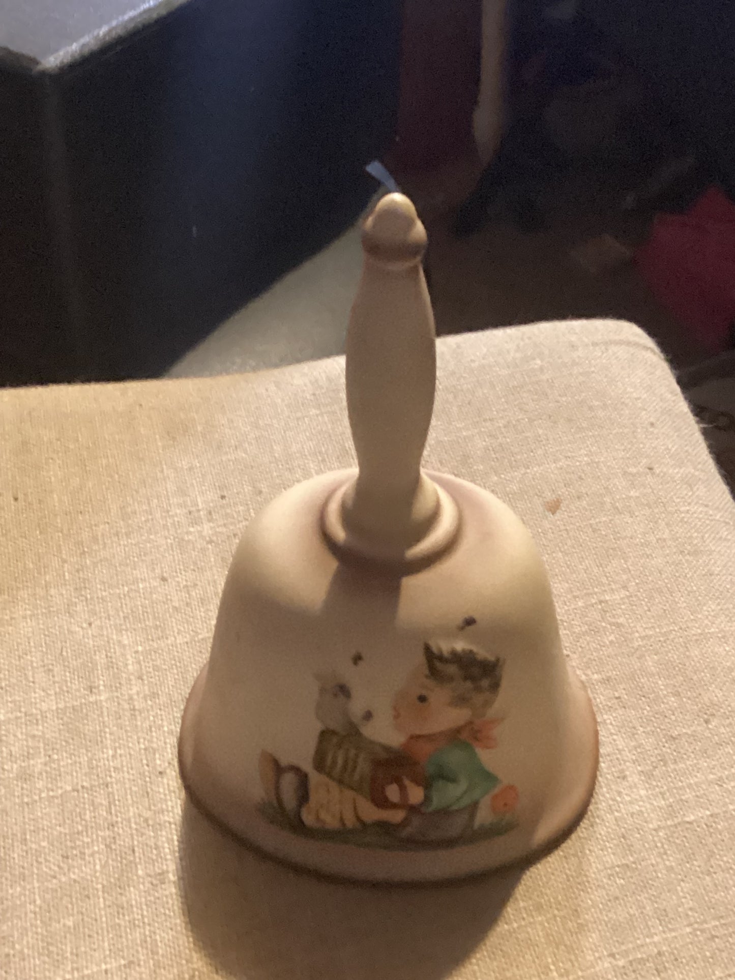 Vintage 1978 Hummel Bell Figurine